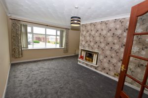 Lounge- click for photo gallery